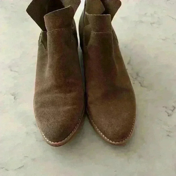 Dolce Vita Taupe Suede Kipp Bootie - Picture 3 of 8